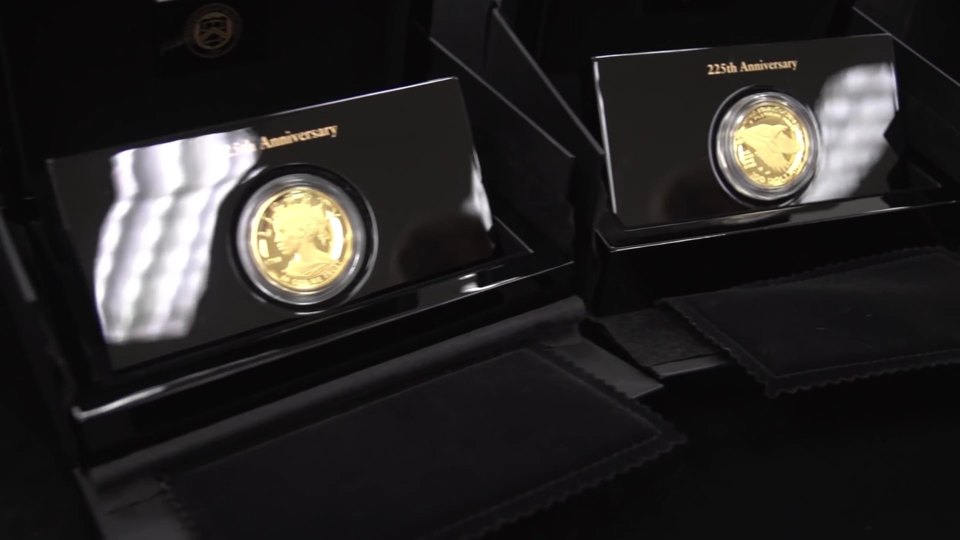 USA 2017 225th Anniversary American Liberty Gold Coin in Box