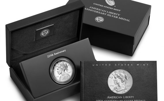 USA 2017 225th Anniversary American Liberty Silver Medal in Box